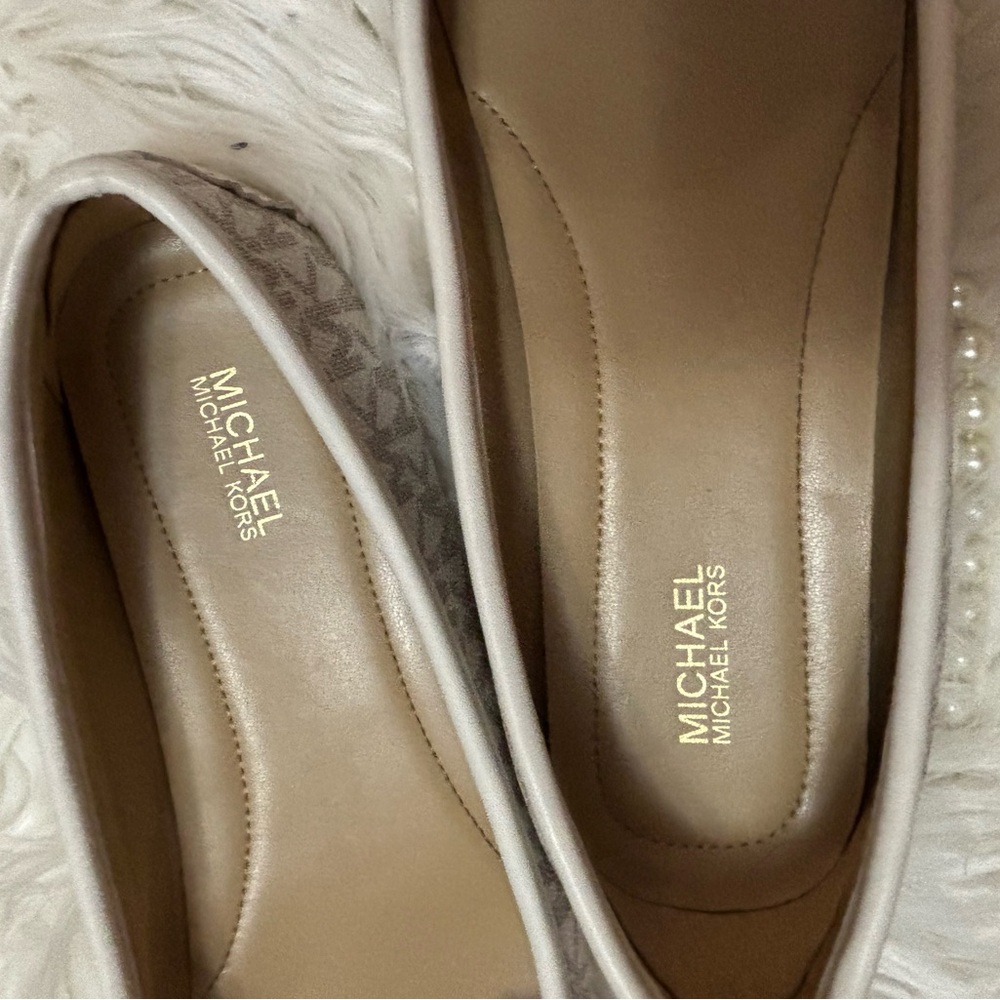 Michael Kors Monogram Cream and Gold Loafers - Picture 6 of 7